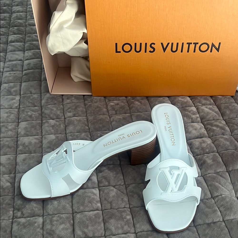 Louis Vuitton Women's White Isola Mule